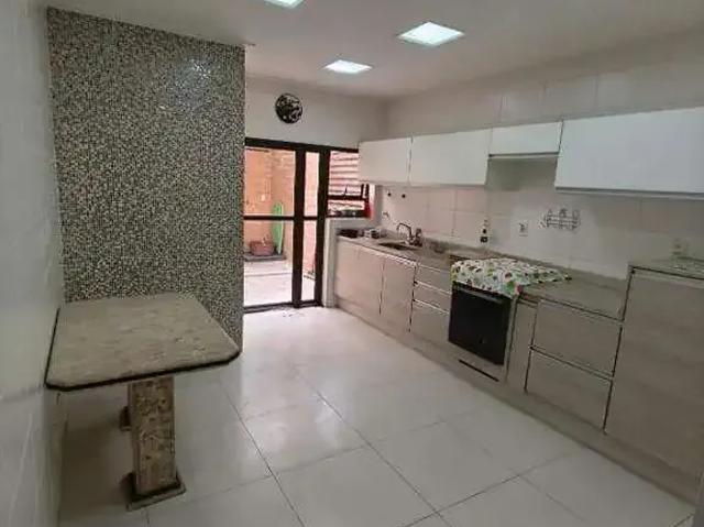 Casa / Sobrado para Venda em Santo André/SP Casa Branca 2 Quartos