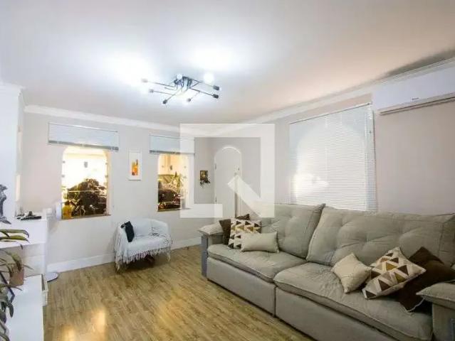 Casa / Sobrado para Venda em Santo André/SP Jardim 2 Quartos