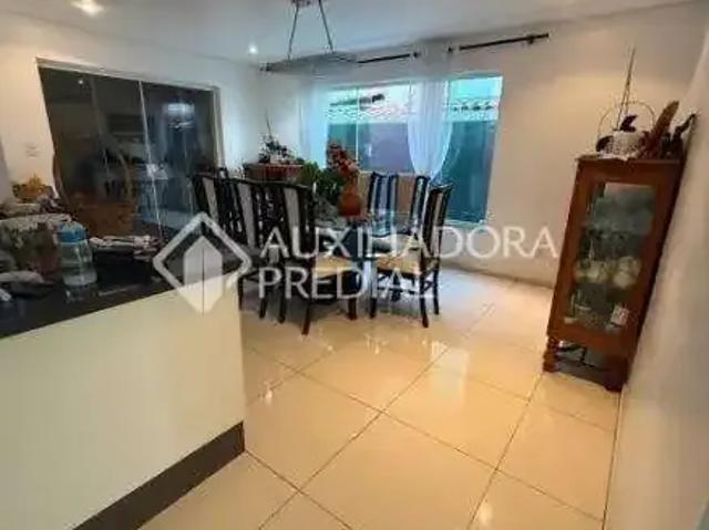 Casa / Sobrado para Venda em Santo André/SP Jardim Stella 5 Quartos