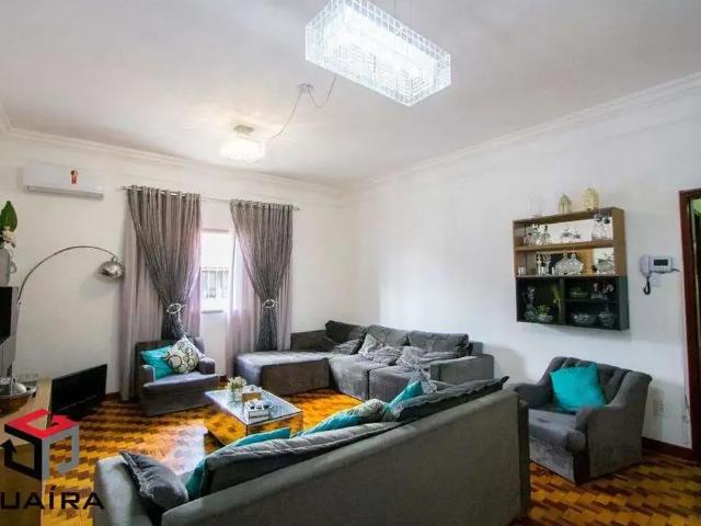 Casa / Sobrado para Venda em Santo André/SP Jardim Stella 6 Quartos