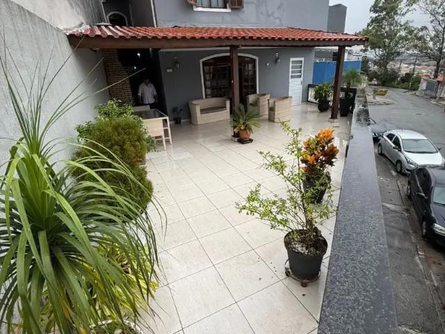Casa / Sobrado para Venda em Santo André/SP Parque Gerassi 3 Quartos