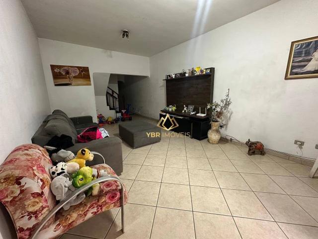 Casa / Sobrado para Venda em Santo André/SP Parque Gerassi 3 Quartos