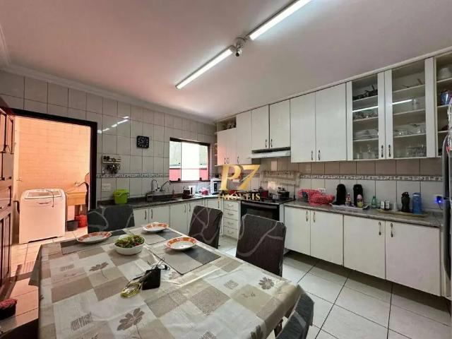 Casa / Sobrado para Venda em Santo André/SP Parque Jaçatuba 3 Quartos