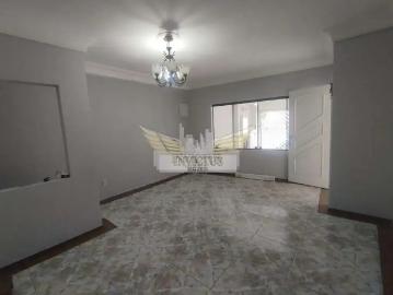 Casa / Sobrado para Venda em Santo André/SP Parque Jaçatuba 3 Quartos