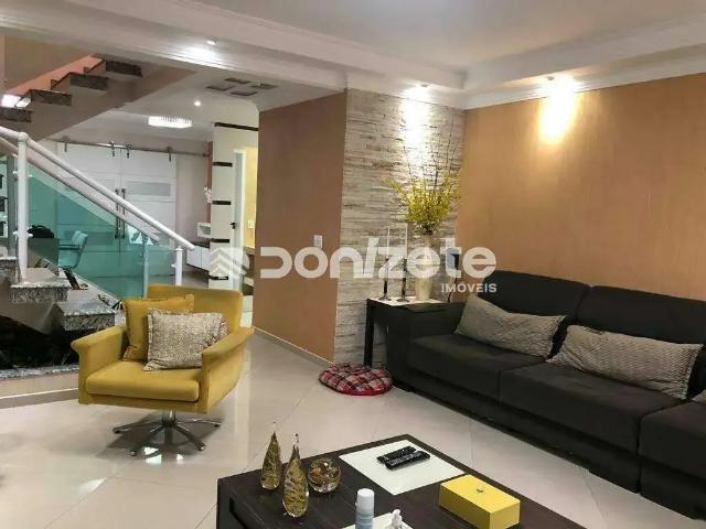 Casa / Sobrado para Venda em Santo André/SP Vila Santa Teresa 3 Quartos
