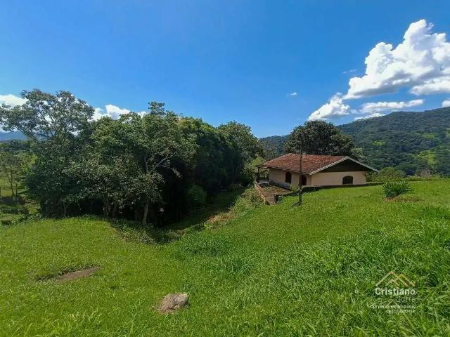 Casa / Sobrado para Venda em Santo Antônio do Pinhal/SP Centro 4 Quartos