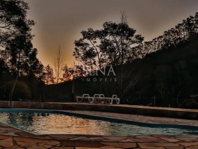 Casa / Sobrado para Venda em Santo Antônio do Pinhal/SP Centro 4 Quartos