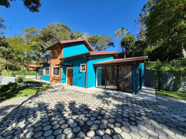 Casa / Sobrado para Venda em Santo Antônio do Pinhal/SP Rio Preto 3 Quartos