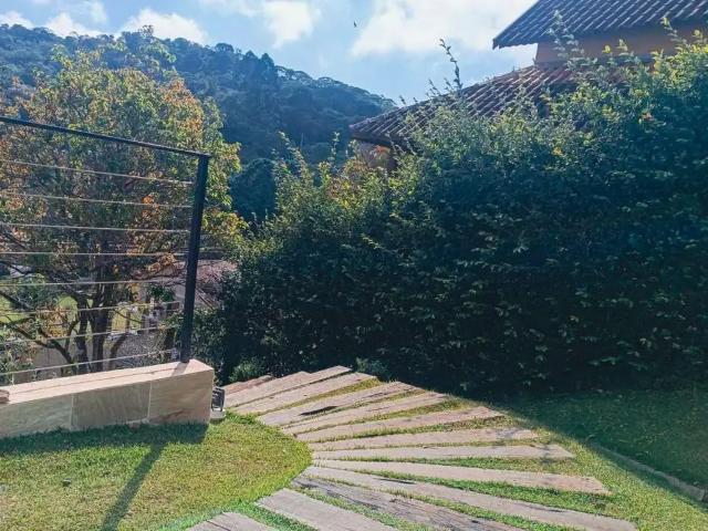 Casa / Sobrado para Venda em Santo Antônio do Pinhal/SP Santa Cruz 2 Quartos