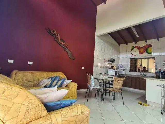 Casa / Sobrado para Venda em Santo Inácio/PR Remanescente 3 Quartos