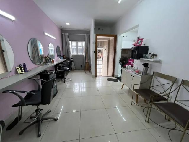 Casa / Sobrado para Venda em São Vicente/SP Centro 4 Quartos
