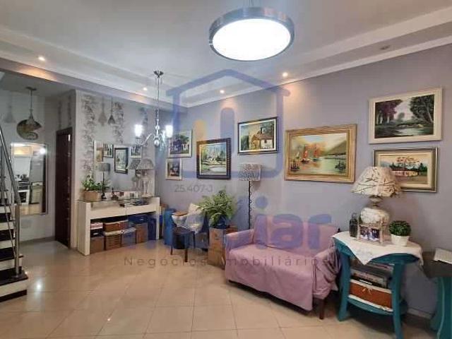 Casa / Sobrado para Venda em Santos/SP Aparecida 3 Quartos