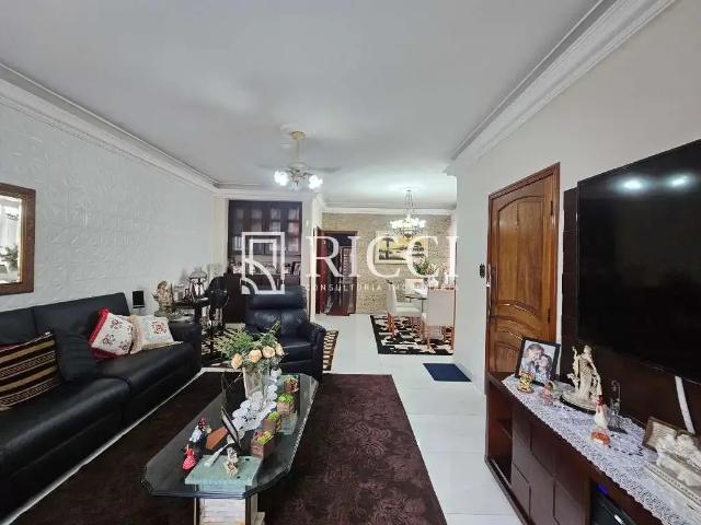 Casa / Sobrado para Venda em Santos/SP Aparecida 3 Quartos