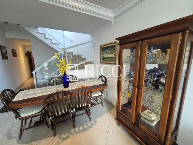 Casa / Sobrado para Venda em Santos/SP Aparecida 3 Quartos