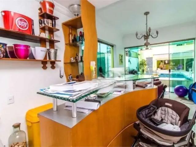 Casa / Sobrado para Venda em Santos/SP Aparecida 3 Quartos