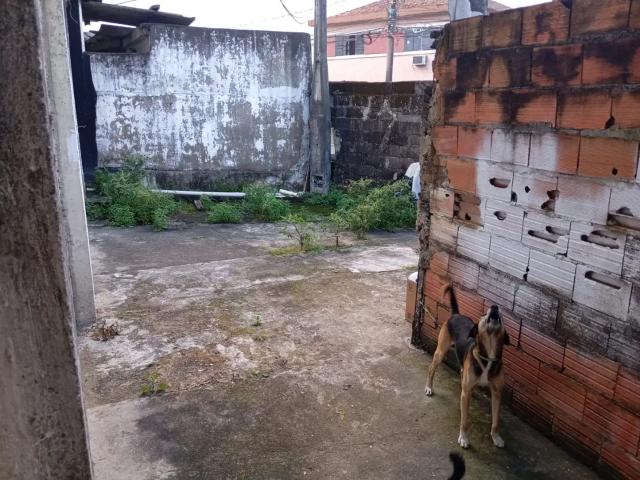 Casa / Sobrado para Venda em Santos/SP Areia Branca 3 Quartos