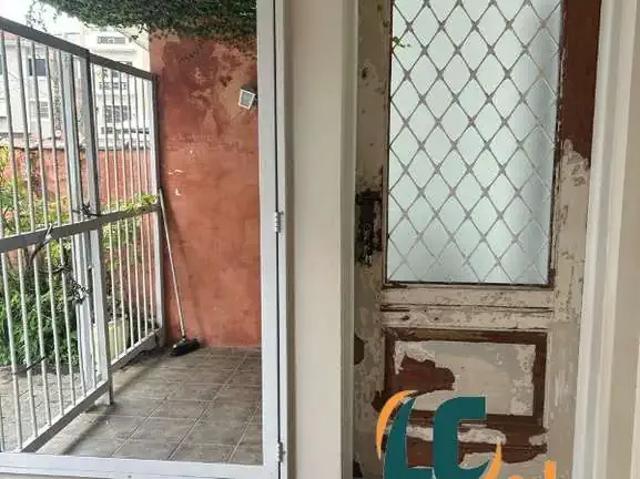 Casa / Sobrado para Venda em Santos/SP Boqueirão 3 Quartos