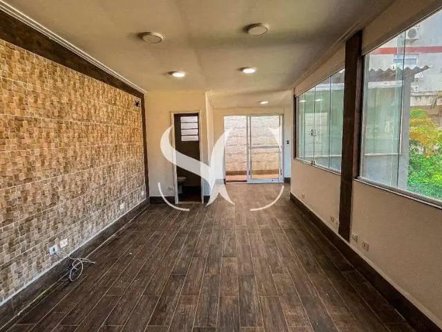 Casa / Sobrado para Venda em Santos/SP Boqueirão 3 Quartos