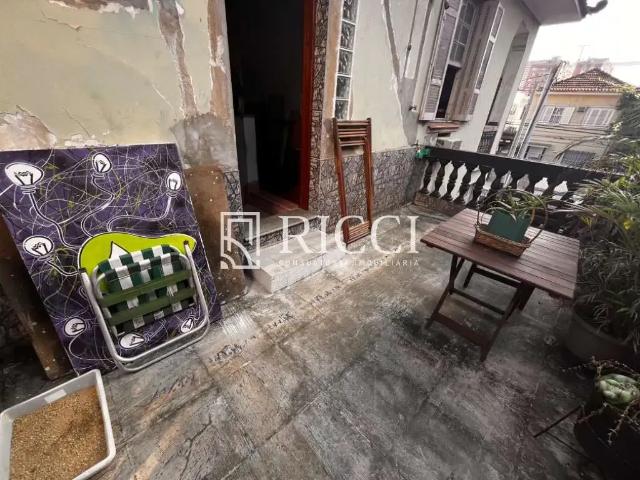 Casa / Sobrado para Venda em Santos/SP Boqueirão 3 Quartos