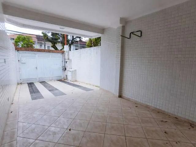 Casa / Sobrado para Venda em Santos/SP Boqueirão 5 Quartos
