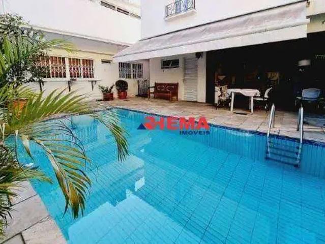 Casa / Sobrado para Venda em Santos/SP Boqueirão 5 Quartos