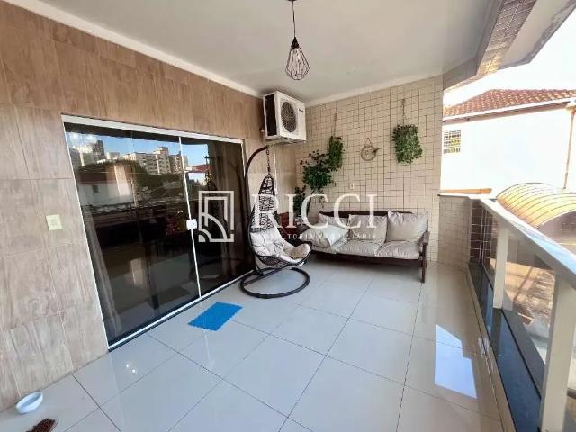 Casa / Sobrado para Venda em Santos/SP Campo Grande 3 Quartos