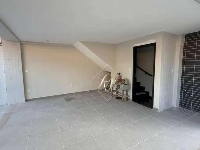 Casa / Sobrado para Venda em Santos/SP Campo Grande 2 Quartos