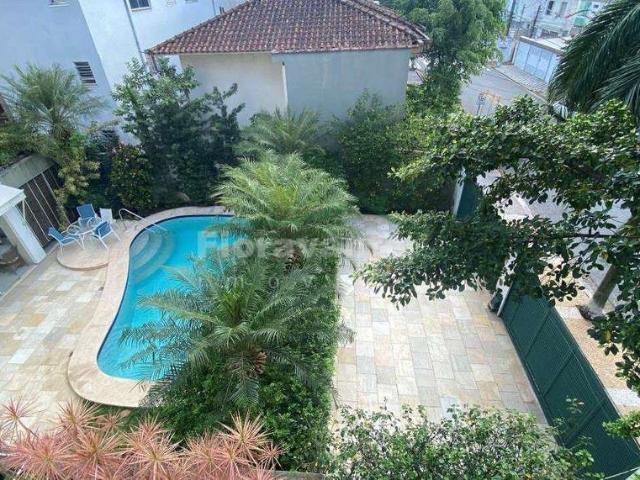 Casa / Sobrado para Venda em Santos/SP Campo Grande 5 Quartos
