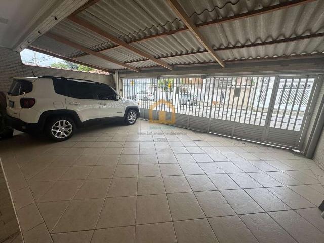 Casa / Sobrado para Venda em Santos/SP Campo Grande 5 Quartos