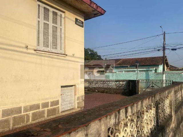 Casa / Sobrado para Venda em Santos/SP Chico de Paula 2 Quartos