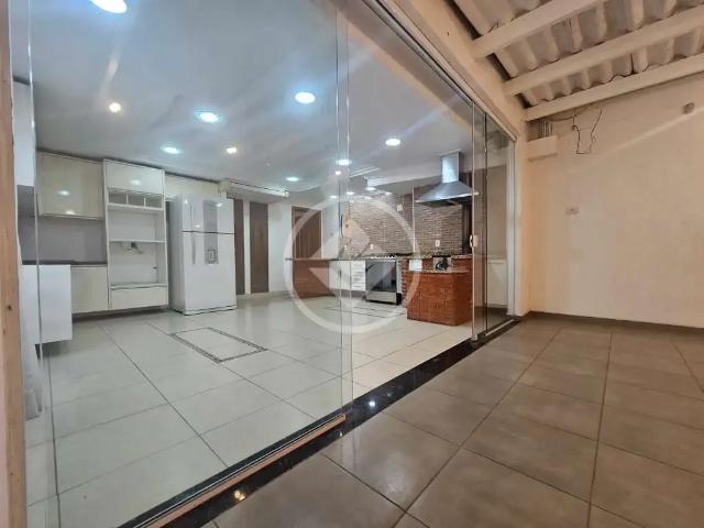 Casa / Sobrado para Venda em Santos/SP Embaré 3 Quartos