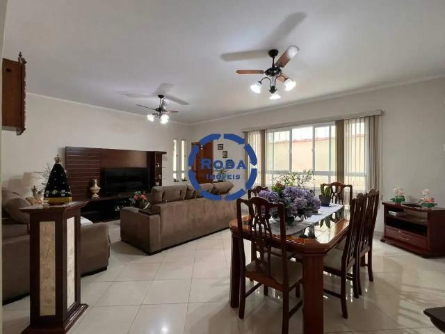 Casa / Sobrado para Venda em Santos/SP Embaré 3 Quartos