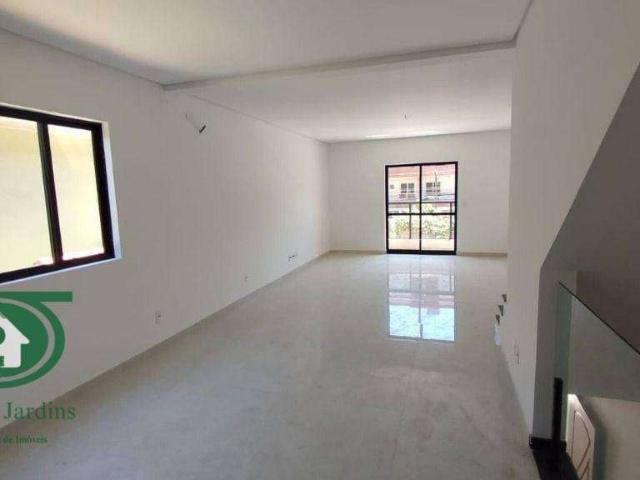 Casa / Sobrado para Venda em Santos/SP Embaré 3 Quartos