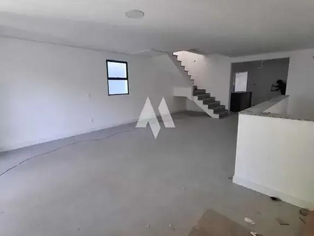Casa / Sobrado para Venda em Santos/SP Embaré 3 Quartos