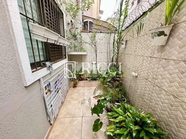 Casa / Sobrado para Venda em Santos/SP Embaré 3 Quartos