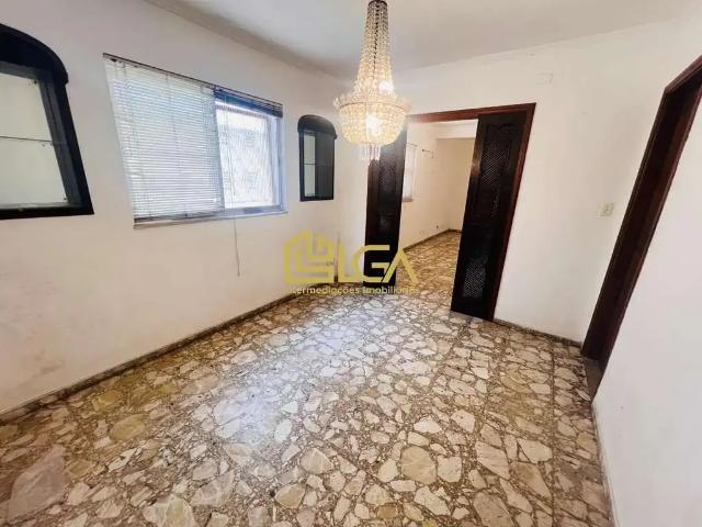 Casa / Sobrado para Venda em Santos/SP Embaré 3 Quartos