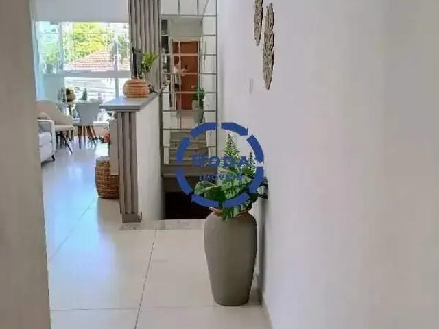Casa / Sobrado para Venda em Santos/SP Embaré 2 Quartos