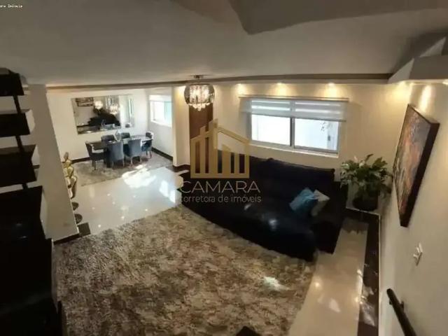Casa / Sobrado para Venda em Santos/SP Embaré 2 Quartos