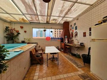 Casa / Sobrado para Venda em Santos/SP Embaré 4 Quartos