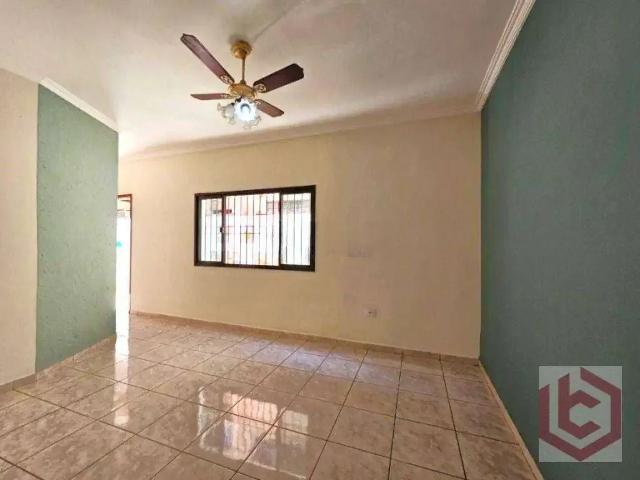Casa / Sobrado para Venda em Santos/SP Embaré 4 Quartos