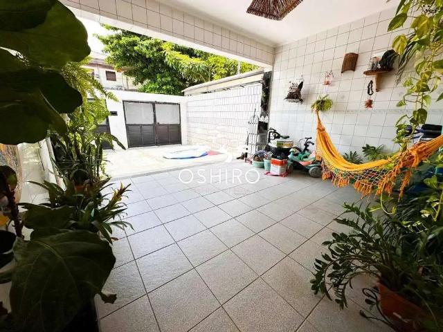 Casa / Sobrado para Venda em Santos/SP Embaré 6 Quartos