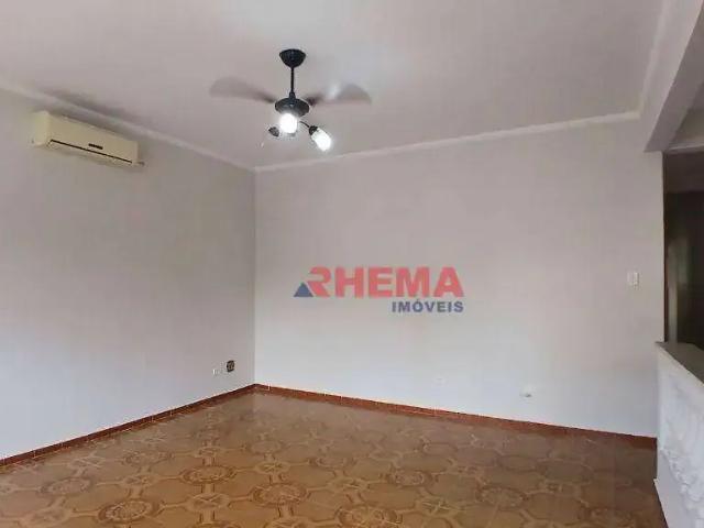 Casa / Sobrado para Venda em Santos/SP Encruzilhada 3 Quartos