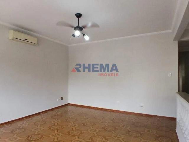 Casa / Sobrado para Venda em Santos/SP Encruzilhada 3 Quartos
