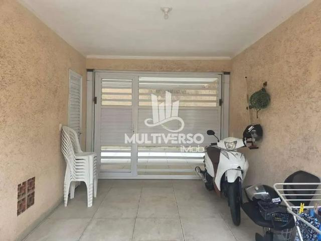 Casa / Sobrado para Venda em Santos/SP Encruzilhada 2 Quartos