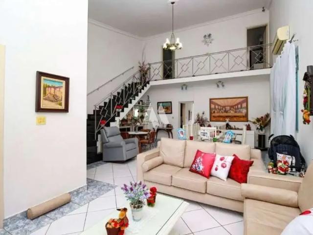 Casa / Sobrado para Venda em Santos/SP Encruzilhada 4 Quartos
