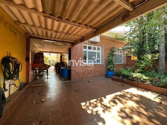 Casa / Sobrado para Venda em Santos/SP Estuário 2 Quartos
