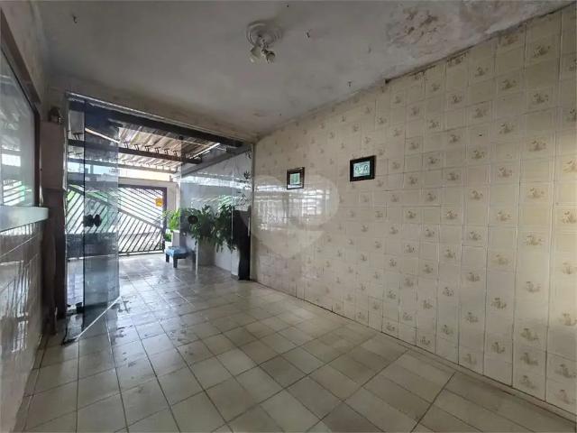 Casa / Sobrado para Venda em Santos/SP Estuário 2 Quartos