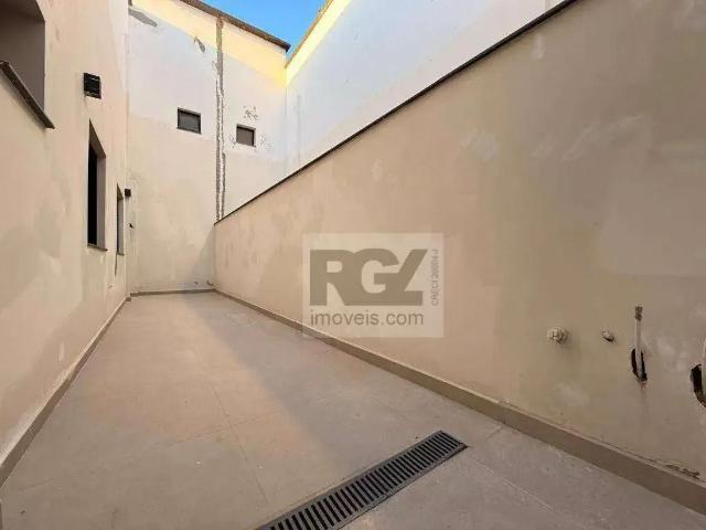 Casa / Sobrado para Venda em Santos/SP Estuário 3 Quartos