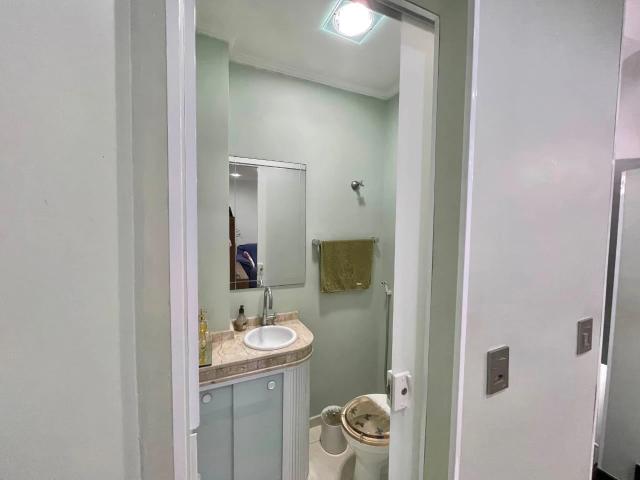 Casa / Sobrado para Venda em Santos/SP Estuário 3 Quartos