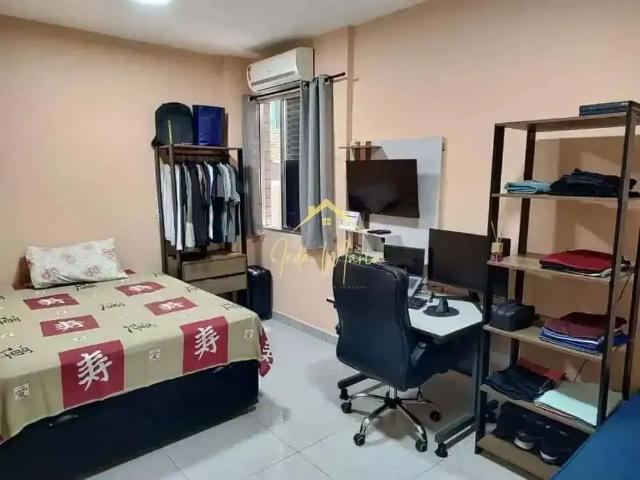 Casa / Sobrado para Venda em Santos/SP Gonzaga 1 Quartos